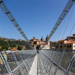 Puente colgante. Cangas del Narcea